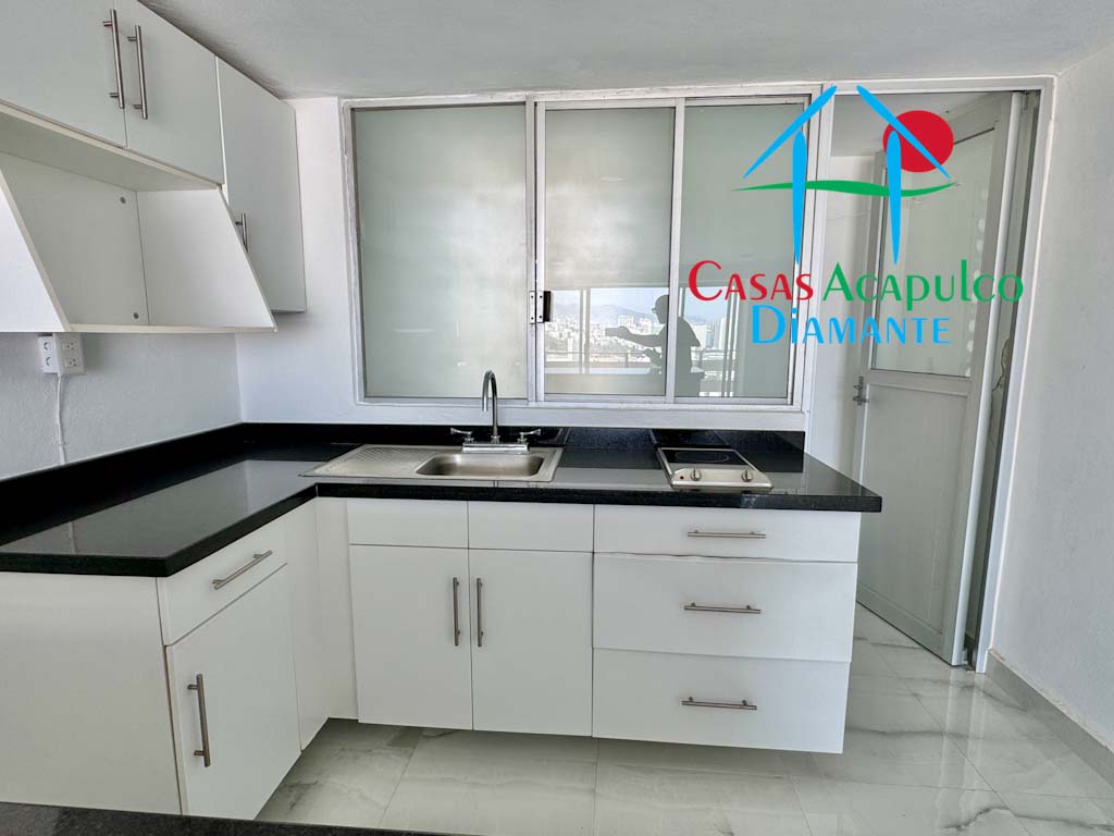 Sol y Mar B 1202 - Cocina 3